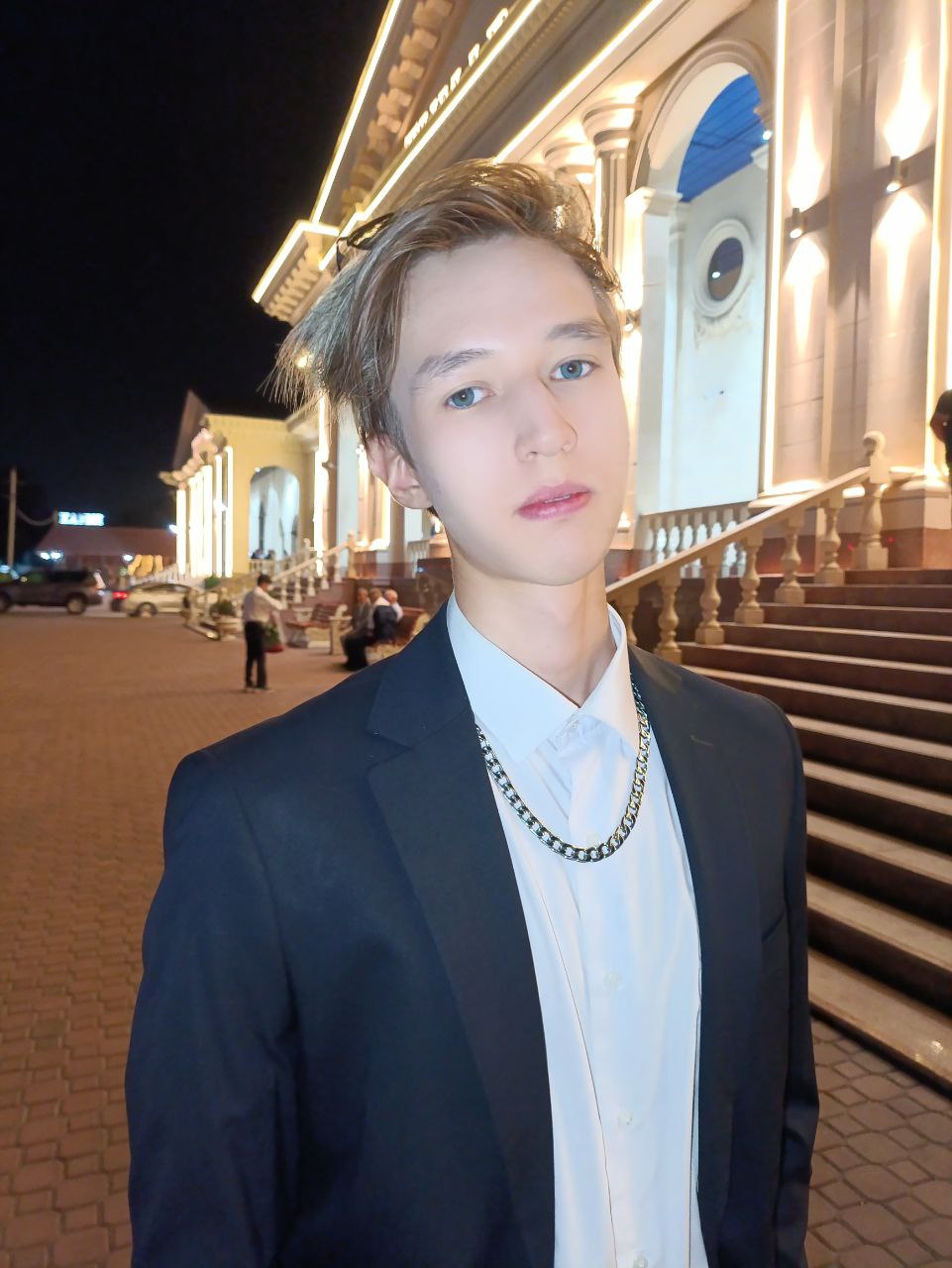 Тимур Иванов