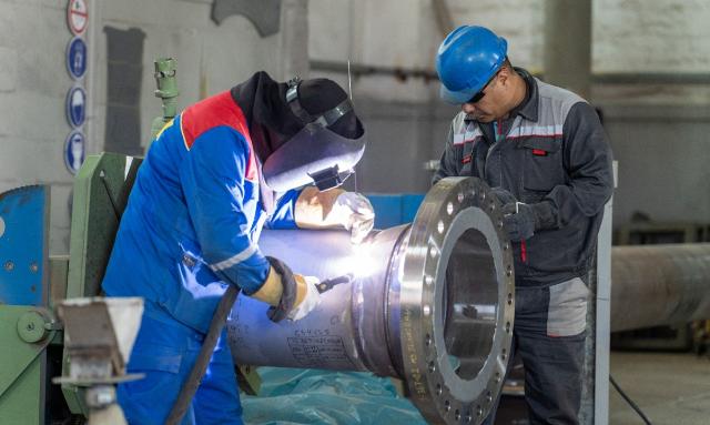 Как нефтегазовый сектор помогает создавать новые производства в Казахстане