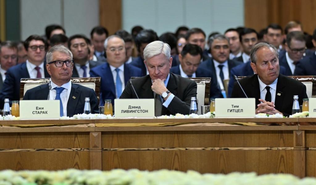 Участники 38-го пленарного заседания Совета иностранных инвесторов 