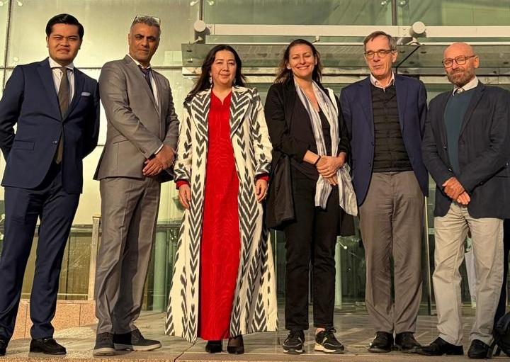 Алматы и Эль-Кувейт