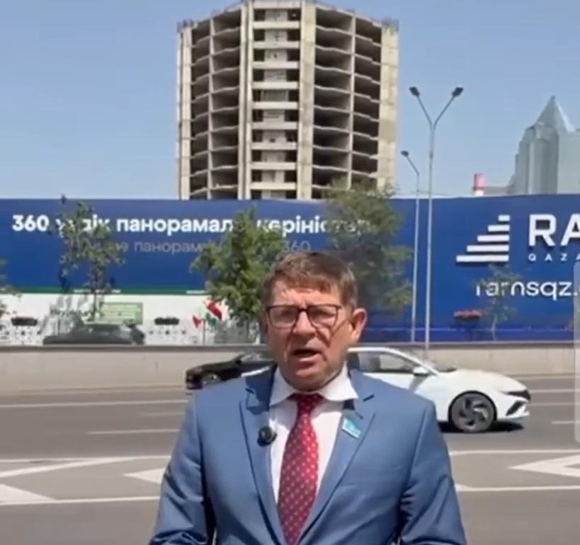 Как депутаты парламента Казахстана по регионам ездили