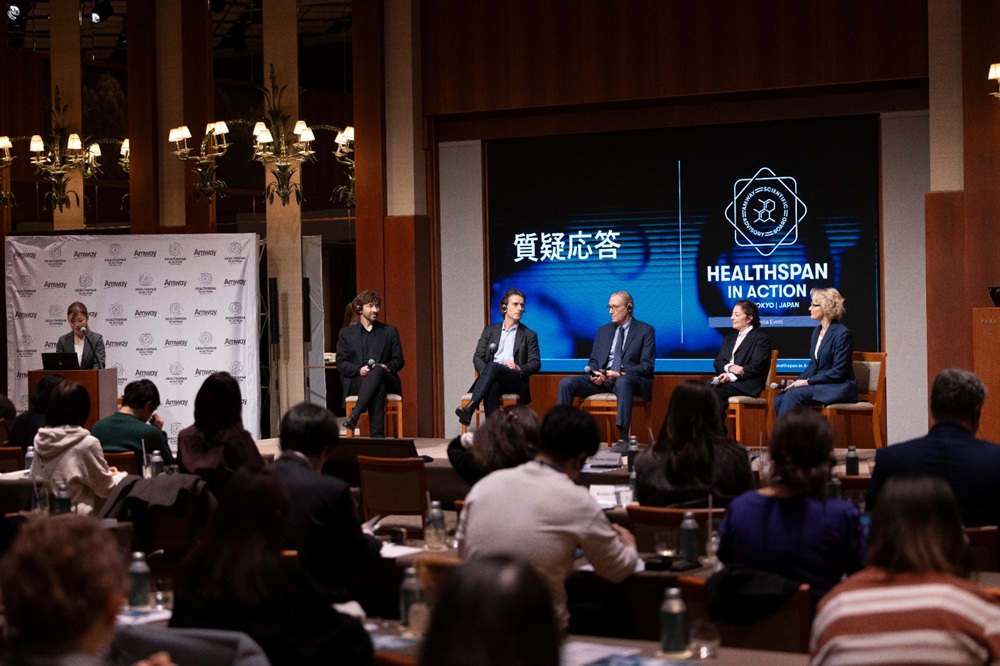 Казахстан стал частью глобального научного диалога Amway об активном долголетии