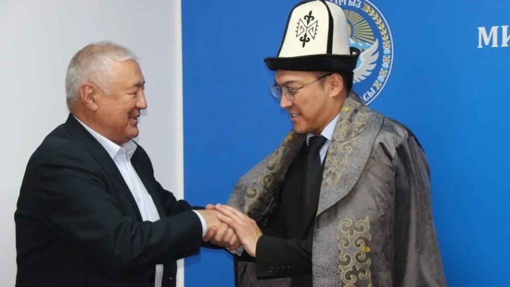 Бактияр Орозов