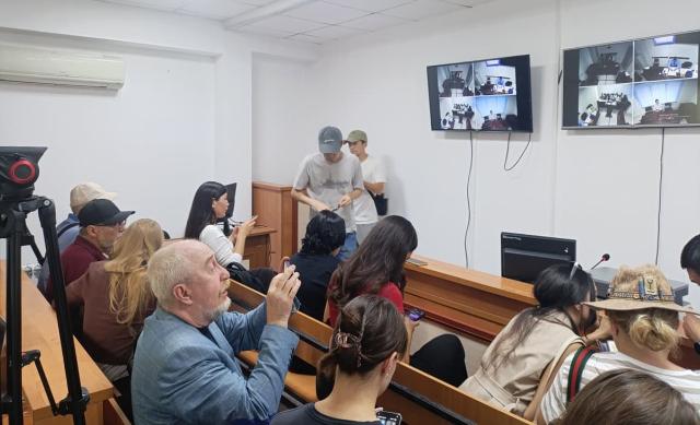 Бажкенова предстала перед судом по делу о растрате в особо крупном размере