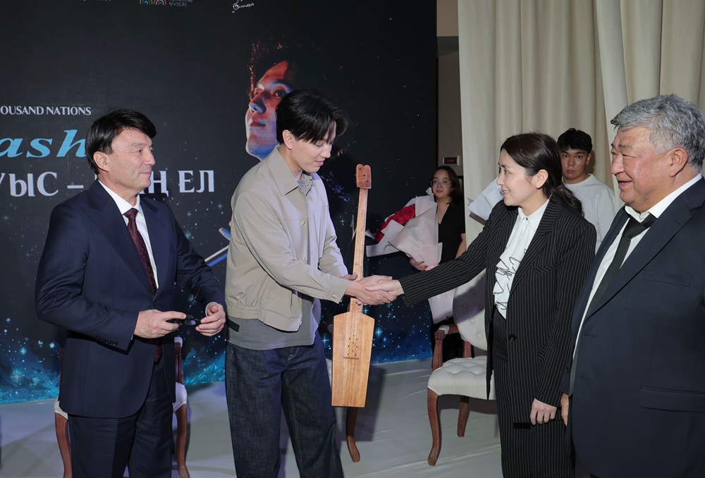 Выставка Димаша Кудайбергена в Алматы: 70 инструментов