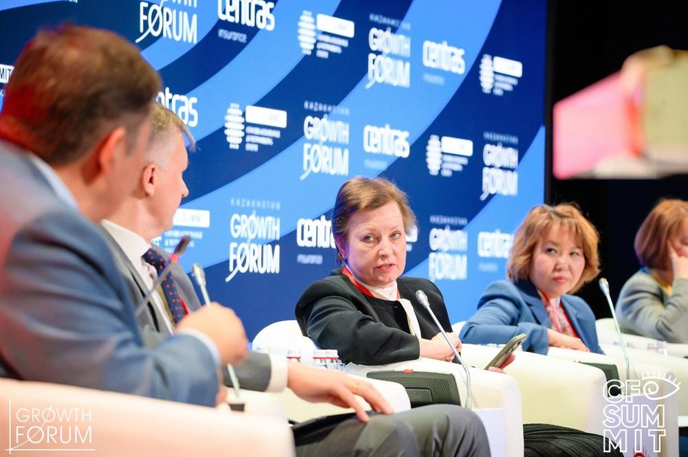 Елена Бахмутова