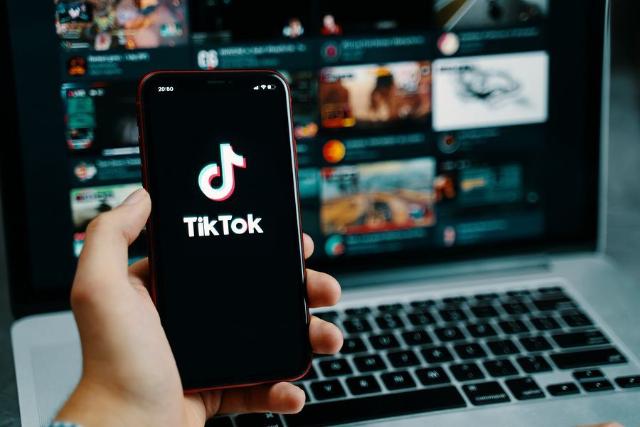TikTok представил серию образовательных роликов для семей Центральной Азии