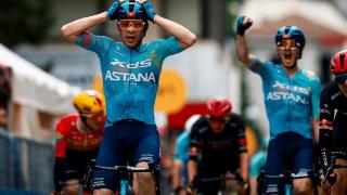 XDS Astana Team успешно выступает на Джиро-2026 в Италии
