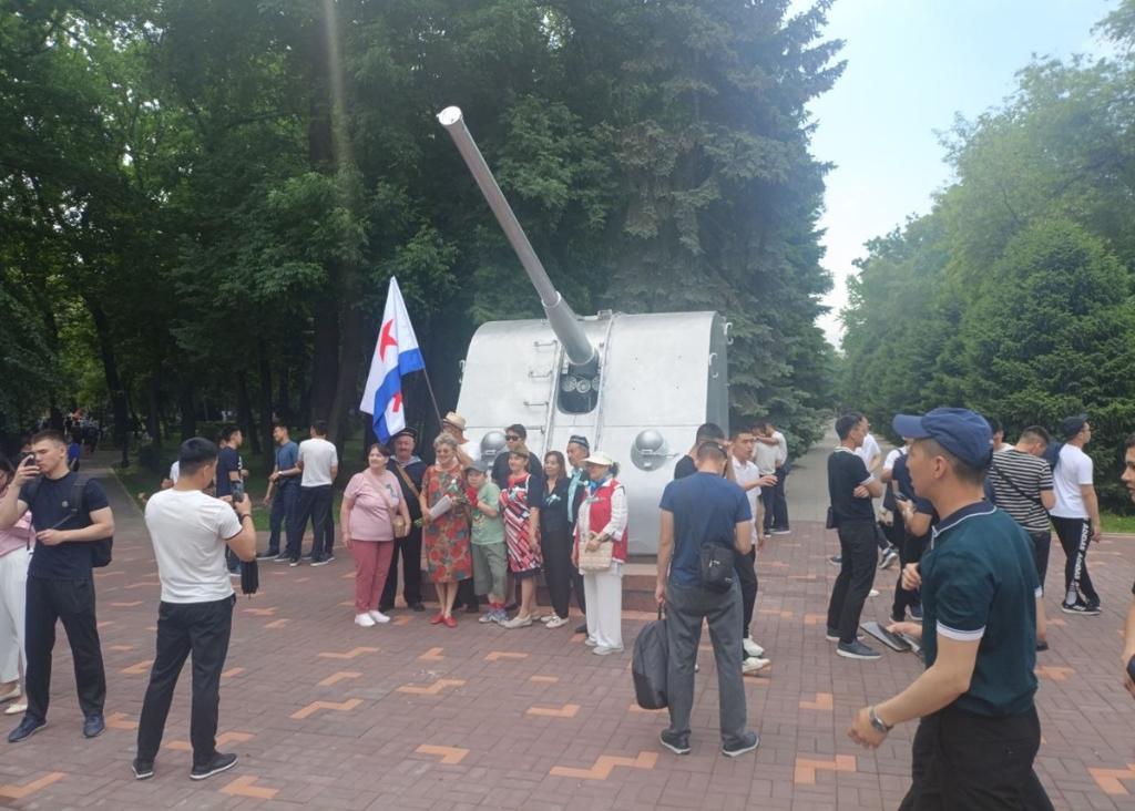 орудия в парке
