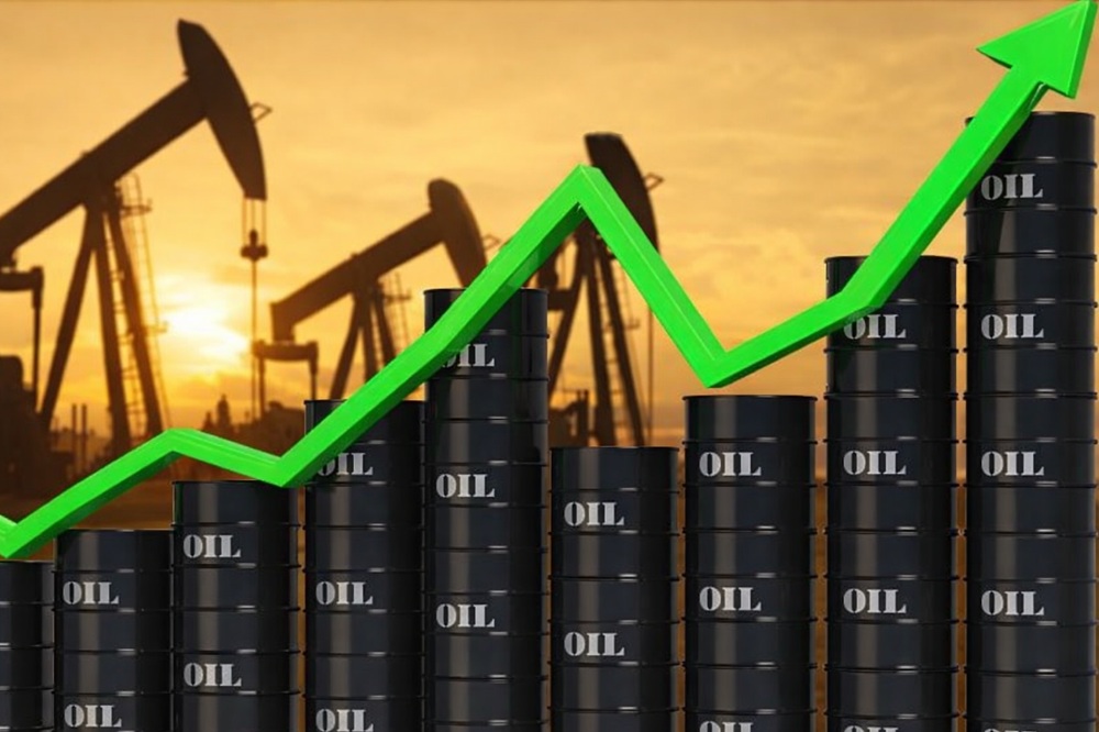 Цена нефти по $100: как конфликт на Ближнем Востоке ударит по Казахстану